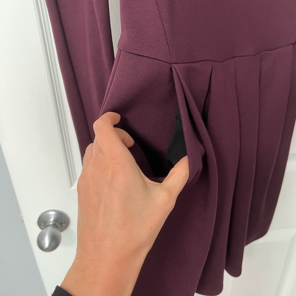 Aritzia Burgundy Long Sleeve Dress - Picture 2 of 4